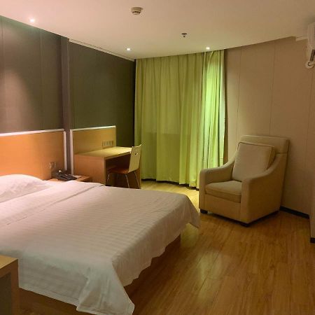 7Days Inn Yunfu Luoding Central Eksteriør billede