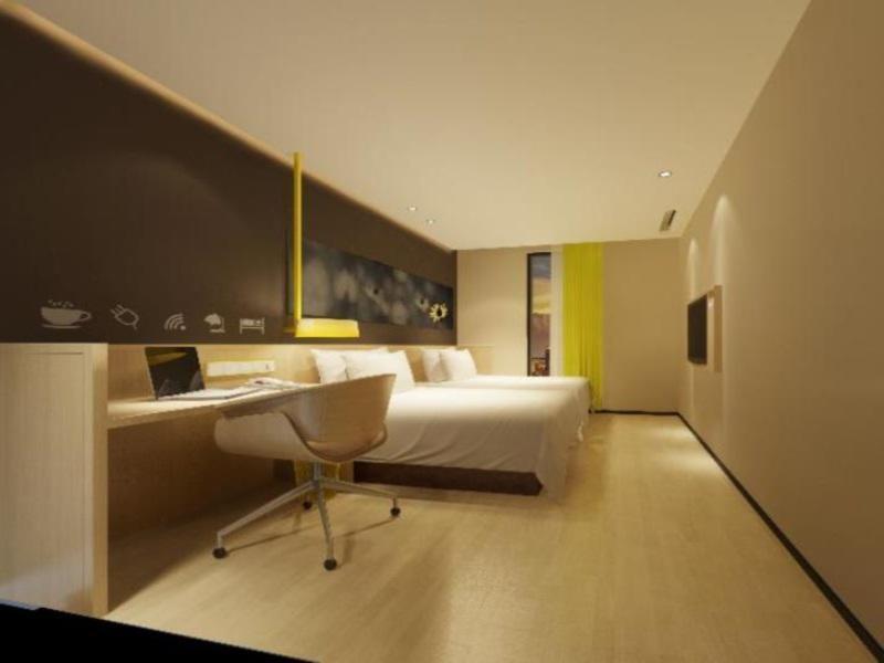 7Days Inn Yunfu Luoding Central Eksteriør billede