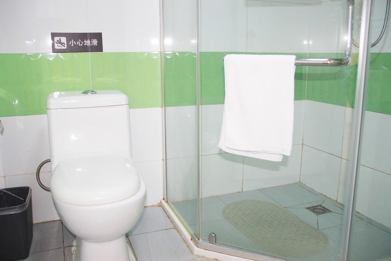 7Days Inn Yunfu Luoding Central Eksteriør billede