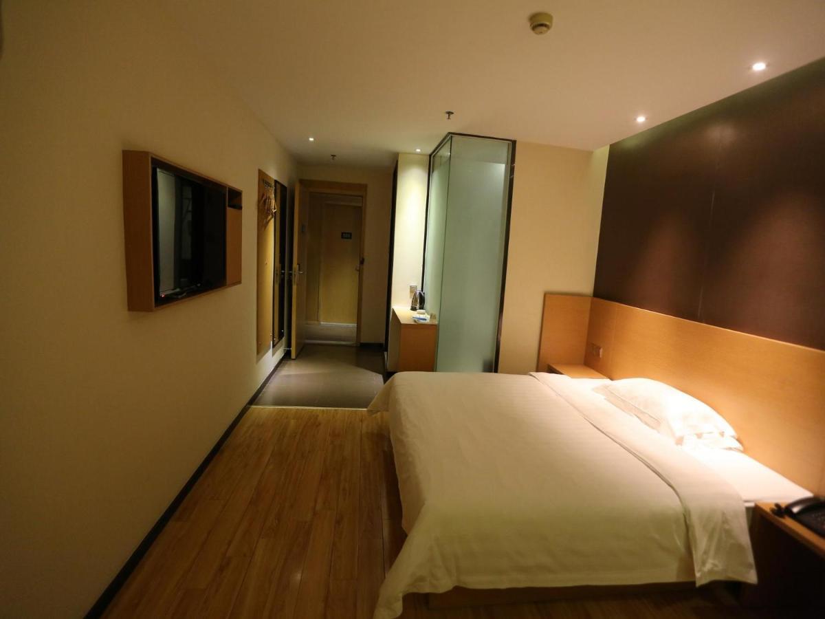 7Days Inn Yunfu Luoding Central Eksteriør billede